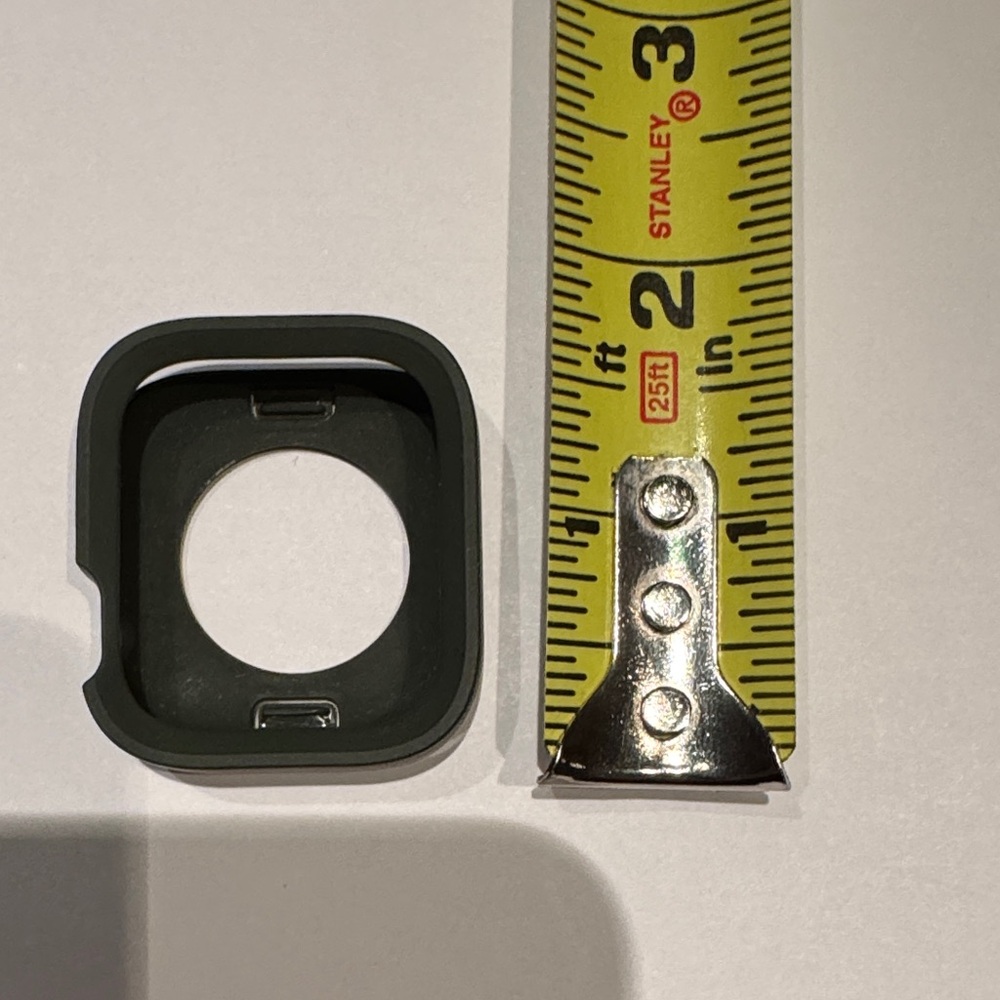 Dark green Apple Watch SE2 41mm
